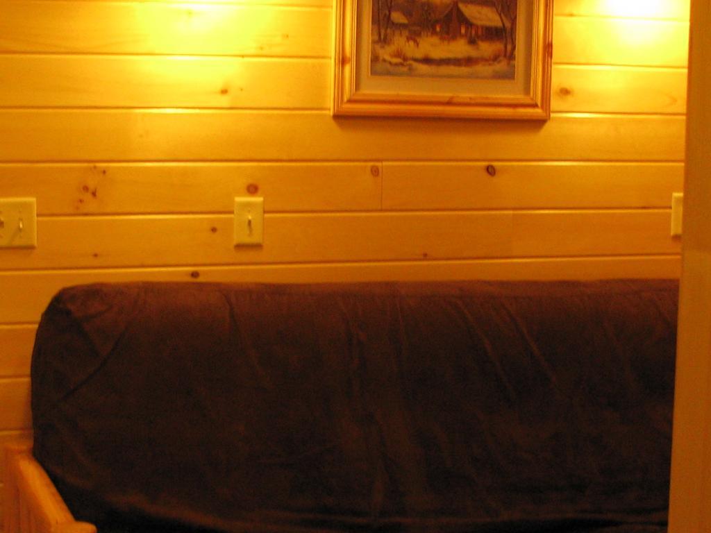 Pine Knoll Hotel Lakeside Lodge & Cabin Олд Фордж Екстериор снимка