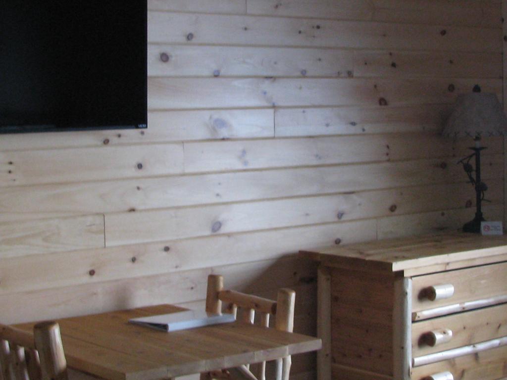 Pine Knoll Hotel Lakeside Lodge & Cabin Олд Фордж Екстериор снимка